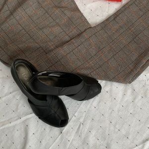 LOFT black leather shoes